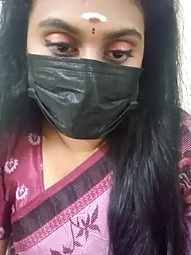 Snapshot of Dheronika_sweetie chatting on 10-10-25, 05:12 Dheronika sweetie online show from 10-10-25, 05:12