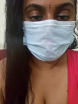 Snapshot of Dheronika_sweetie chatting on 02-15-26, 03:36 Dheronika sweetie online show from 02-15-26, 03:36