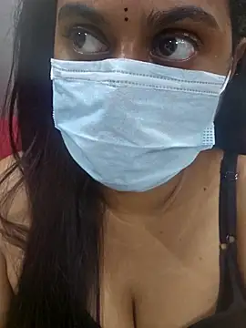 Snapshot of Dheronika_sweetie chatting on 03-15-26, 06:25 Dheronika sweetie online show from 03-15-26, 06:25