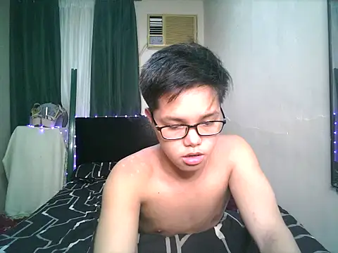 Snapshot of hot_babyboy26 chatting on 10-24-25, 02:57 hot babyboy26 online show from 10-24-25, 02:57