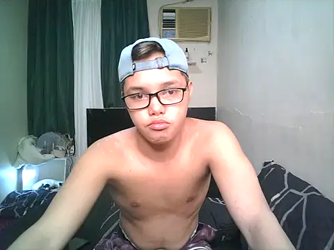 Snapshot of hot_babyboy26 chatting on 11-20-25, 10:48 hot babyboy26 online show from 11-20-25, 10:48