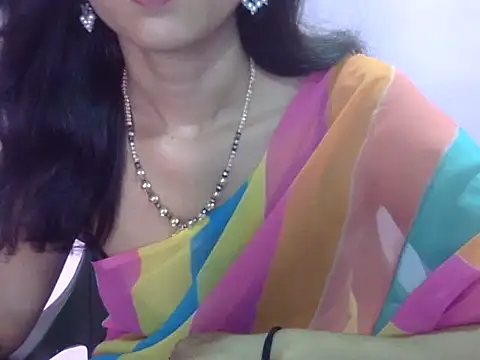 Laila Cute online show from 05-18-26, 04:07