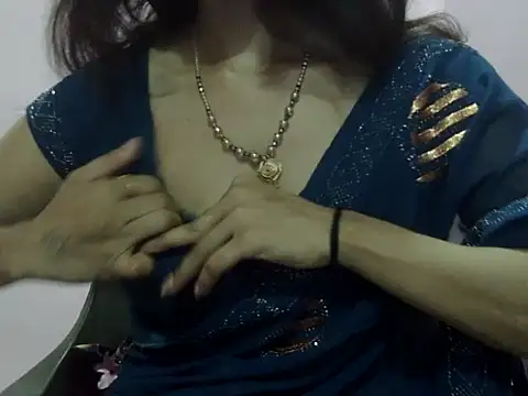 Laila Cute online show from 05-26-26, 01:40