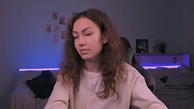 branchwithflowerss online show from 11-30-25, 05:55