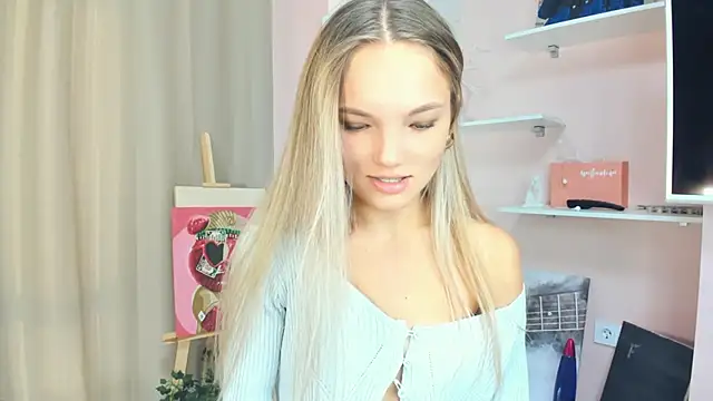 JulieLupo online show from 10-05-25, 06:12