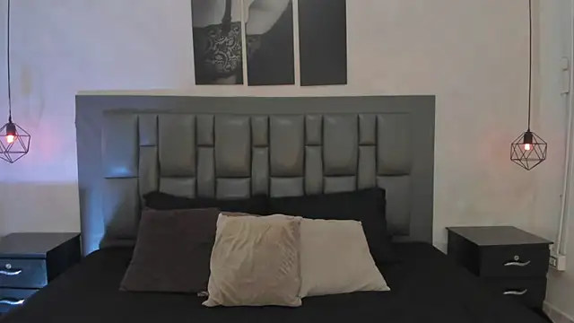 Snapshot of Dark_Kitty_666 chatting on 03-06-26, 05:59 Dark Kitty 666 online show from 03-06-26, 05:59