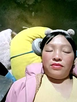 Minkine022 online show from 11-22-25, 01:10