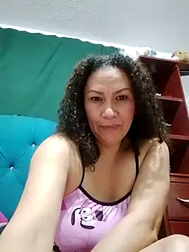 Snapshot of adelgey_michell chatting on 10-09-25, 02:20 adelgey michell online show from 10-09-25, 02:20