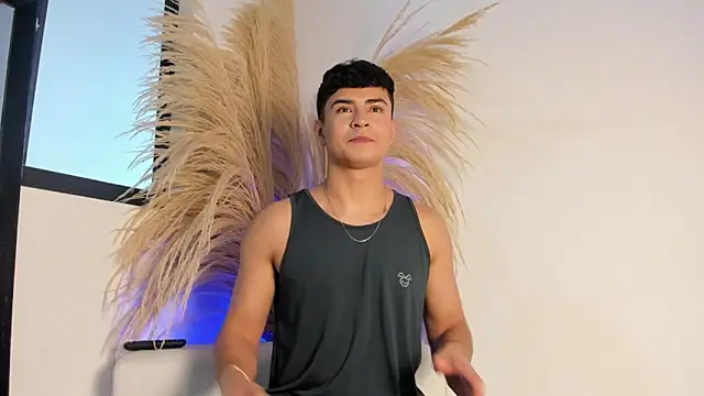 Snapshot of Thiago_Connor21 chatting on 11-03-25, 06:53 Thiago Connor21 online show from 11-03-25, 06:53