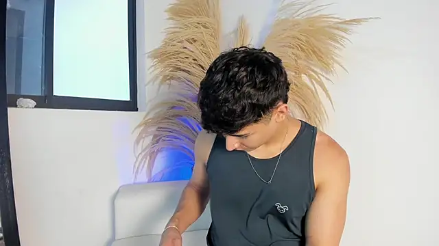 Snapshot of Thiago_Connor21 chatting on 11-07-25, 06:30 Thiago Connor21 online show from 11-07-25, 06:30