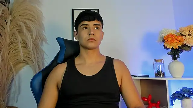 Thiago Connor21 online show from 06-27-26, 10:48