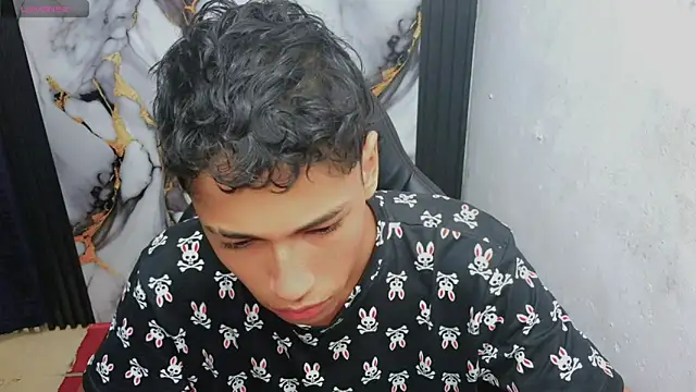 Snapshot of Im_david02 chatting on 01-07-26, 02:30 Im david02 online show from 01-07-26, 02:30