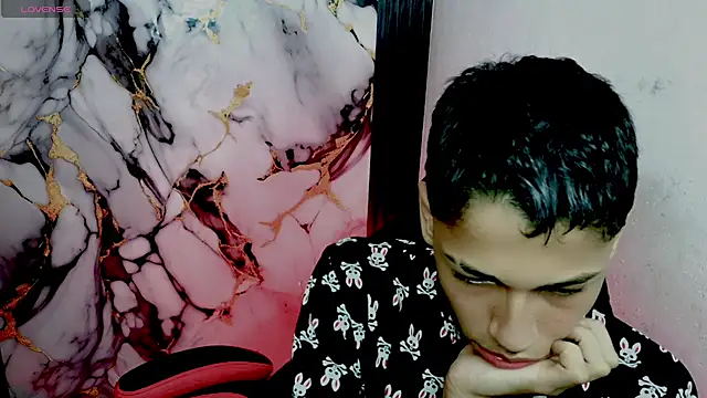 Snapshot of Im_david02 chatting on 02-03-26, 12:43 Im david02 online show from 02-03-26, 12:43