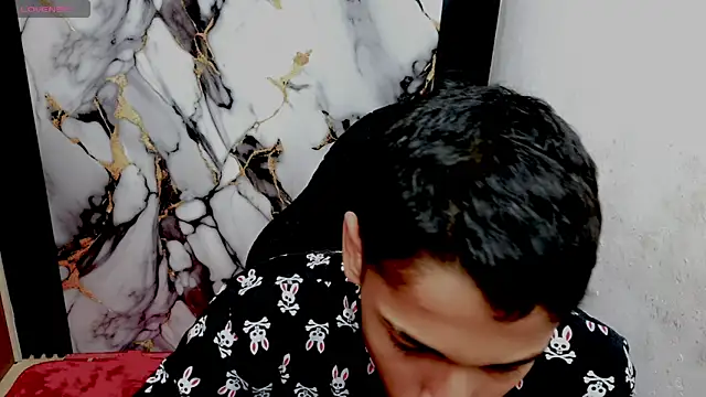 Snapshot of Im_david02 chatting on 02-11-26, 03:55 Im david02 online show from 02-11-26, 03:55