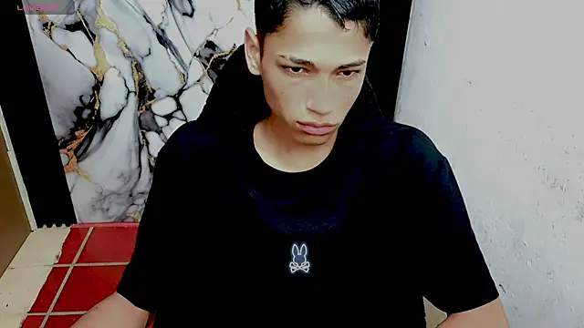 Snapshot of Im_david02 chatting on 02-16-26, 12:45 Im david02 online show from 02-16-26, 12:45