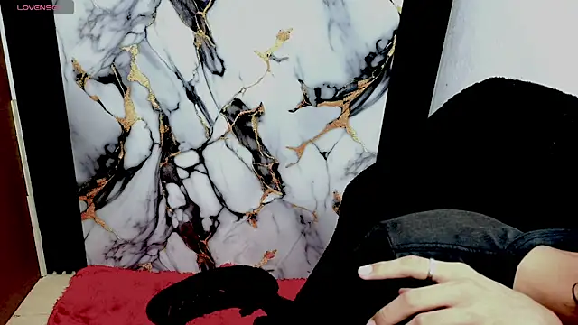 Snapshot of Im_david02 chatting on 02-24-26, 02:04 Im david02 online show from 02-24-26, 02:04