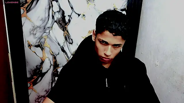 Snapshot of Im_david02 chatting on 02-28-26, 03:51 Im david02 online show from 02-28-26, 03:51