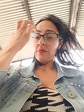 Jade 1-9 online show from 06-25-26, 05:17