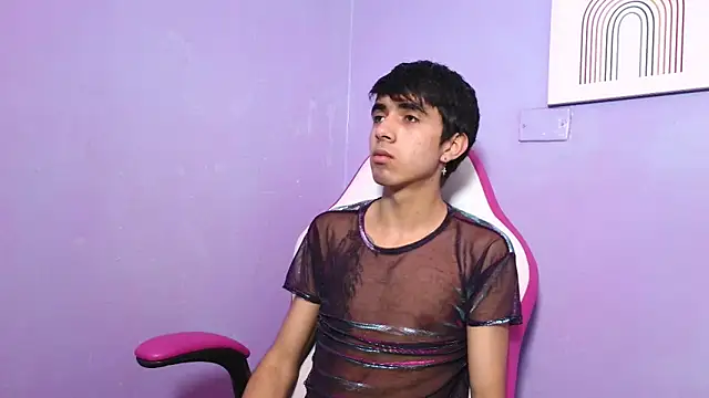 Hottie Guy online show from 12-16-25, 02:22