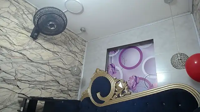 kimberly candy online show from 11-08-25, 07:23