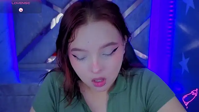 mia foster t online show from 06-04-26, 01:06