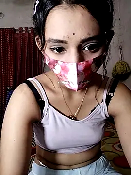 Snapshot of night_queeen7 chatting on 10-08-25, 07:33 night queeen7 online show from 10-08-25, 07:33