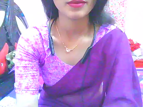 Snapshot of night_queeen7 chatting on 11-22-25, 08:30 night queeen7 online show from 11-22-25, 08:30