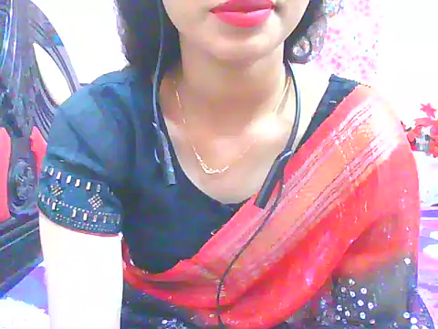 Snapshot of night_queeen7 chatting on 11-24-25, 07:35 night queeen7 online show from 11-24-25, 07:35