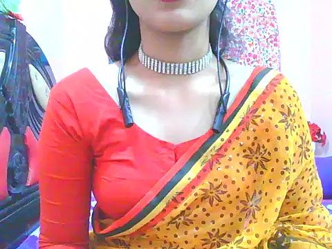 Snapshot of night_queeen7 chatting on 12-03-25, 07:34 night queeen7 online show from 12-03-25, 07:34