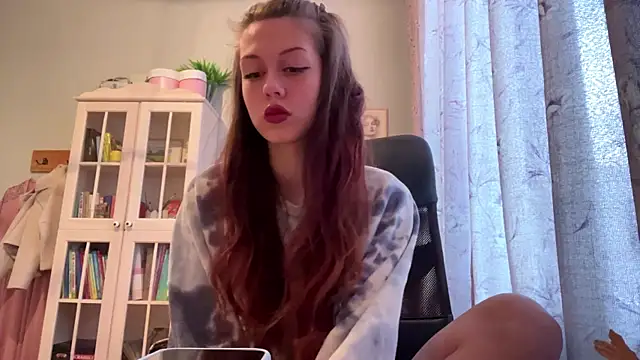 Nayra flash online show from 11-01-25, 05:20