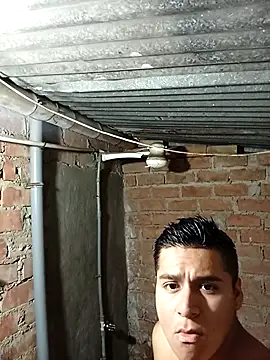 Snapshot of Alex321Flores chatting on 02-15-26, 11:34 Alex321Flores online show from 02-15-26, 11:34