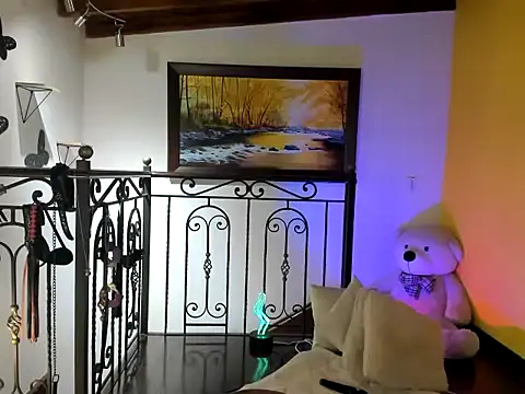 Zulyhenao online show from 11-13-25, 11:58