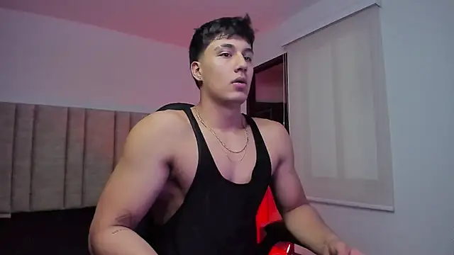 Snapshot of CHRIS_MORGAN1 chatting on 10-24-25, 05:15 CHRIS MORGAN1 online show from 10-24-25, 05:15