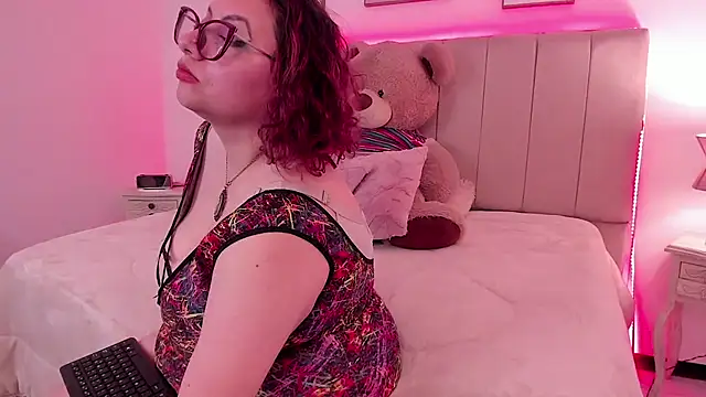 sam von tess online show from 11-05-25, 04:23