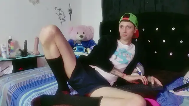 Tyler cat online show from 01-06-26, 12:47