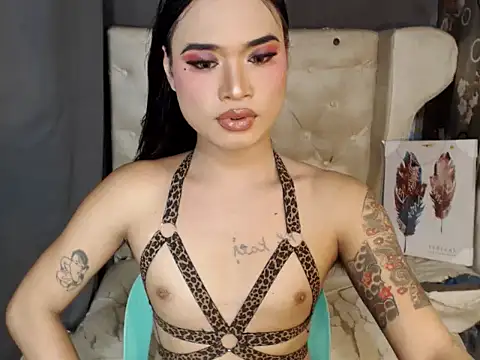 Snapshot of TSsexy_LOVERxxxx chatting on 10-29-25, 07:43 TSsexy LOVERxxxx online show from 10-29-25, 07:43