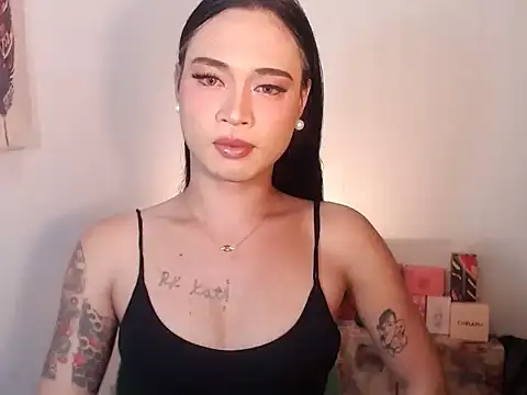 Snapshot of TSsexy_LOVERxxxx chatting on 05-15-26, 02:40 TSsexy LOVERxxxx online show from 05-15-26, 02:40