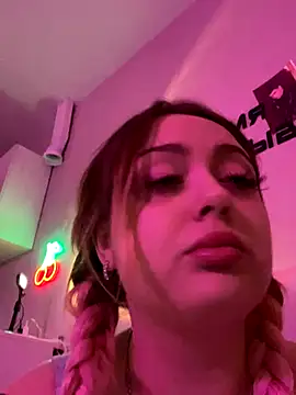 KellyMoors online show from 11-27-25, 10:50