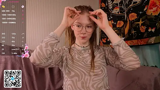 lyra thenymph online show from 03-26-26, 12:17