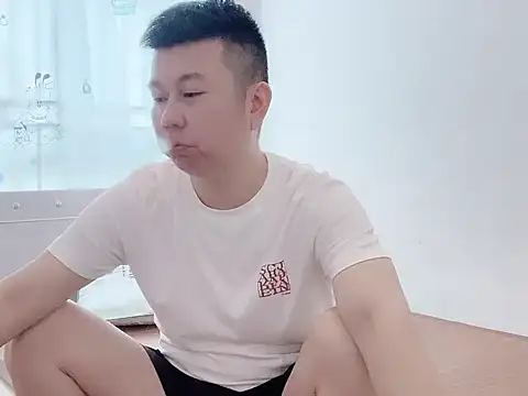 Snapshot of dachui_168 chatting on 10-10-25, 05:06 dachui 168 online show from 10-10-25, 05:06