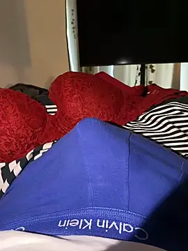 Snapshot of BBC_05_01 chatting on 11-08-25, 11:43 BBC 05 01 online show from 11-08-25, 11:43