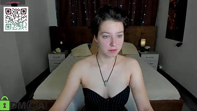 Sara Frayer online show from 11-30-25, 01:09