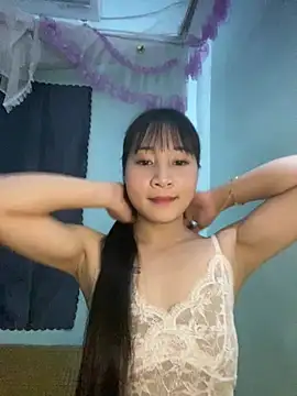 banlinh004 online show from 06-17-26, 02:40