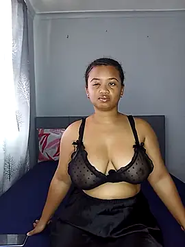Sultrytits6 online show from 04-04-26, 09:29