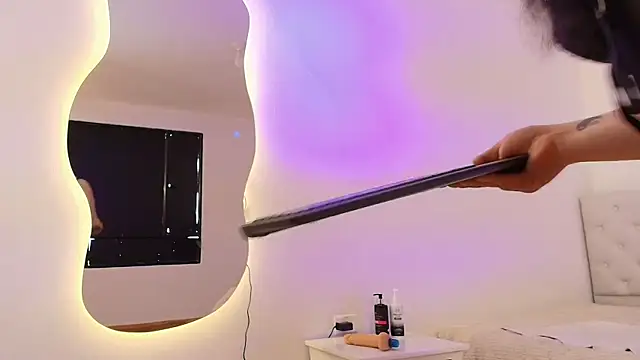 jazmin cole online show from 10-11-25, 01:09