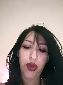 annyrusso online show from 11-27-25, 04:42