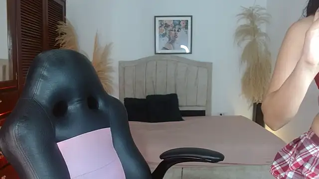 annyrusso online show from 02-23-26, 08:28