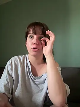 Snapshot of bebecita_x chatting on 05-23-26, 08:29 bebecita x online show from 05-23-26, 08:29