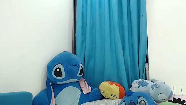 caramel doll   online show from 05-27-26, 01:57