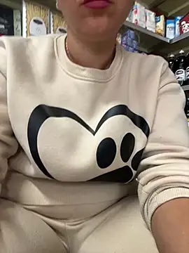 Daiana Andra online show from 10-11-25, 08:35